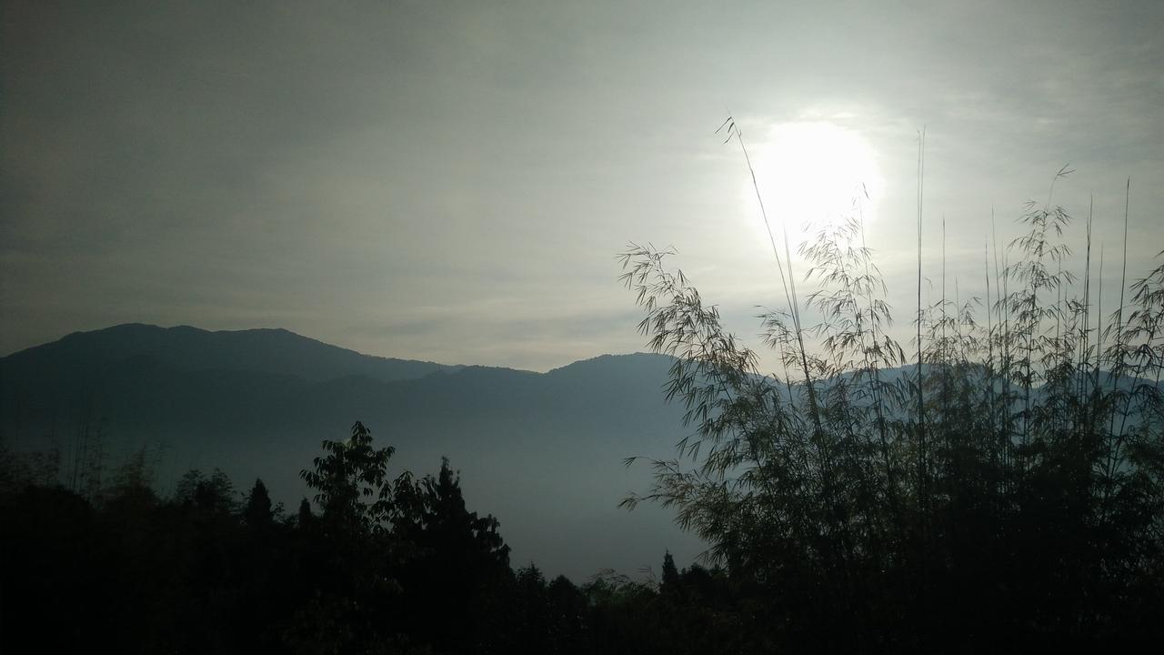 Neora Valley Retreat Hotel Rishop Kültér fotó